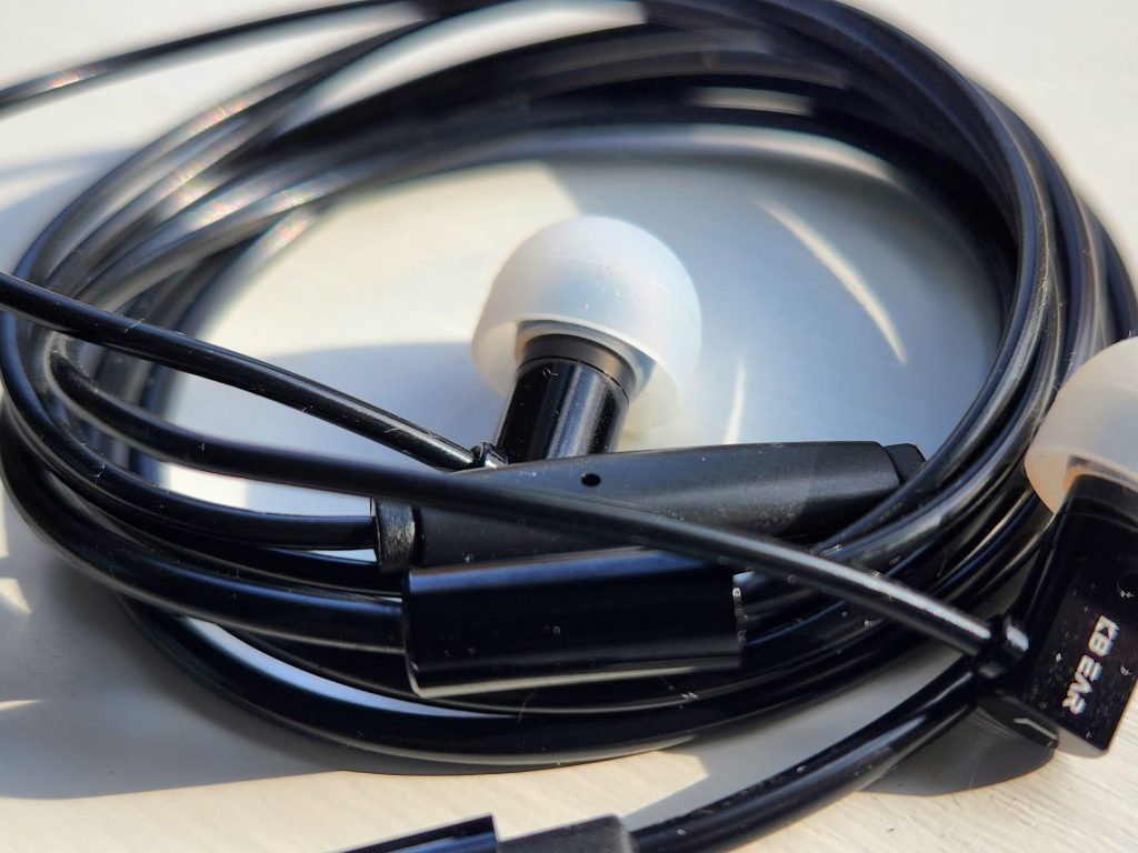 Kbear Dumpling Cable is soft and pliable.