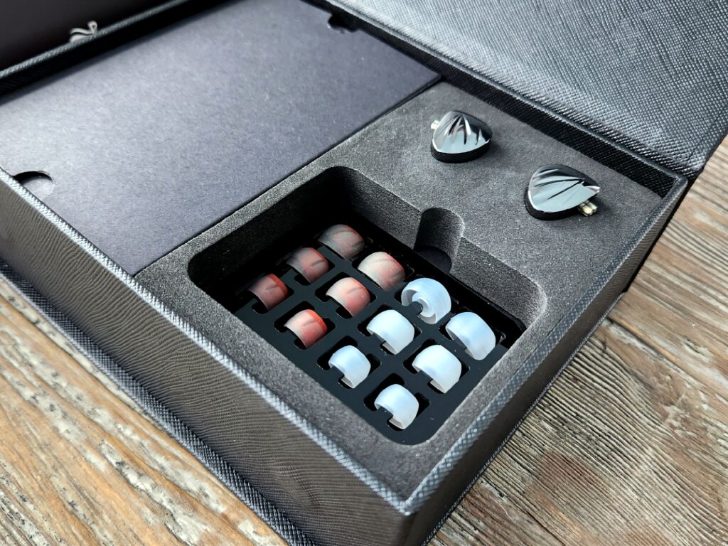 Shine packaging