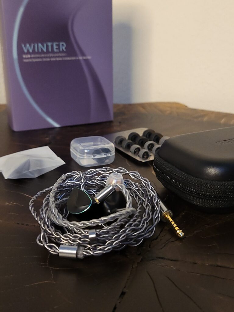 BQEYZ Winter Packaging and Accessories