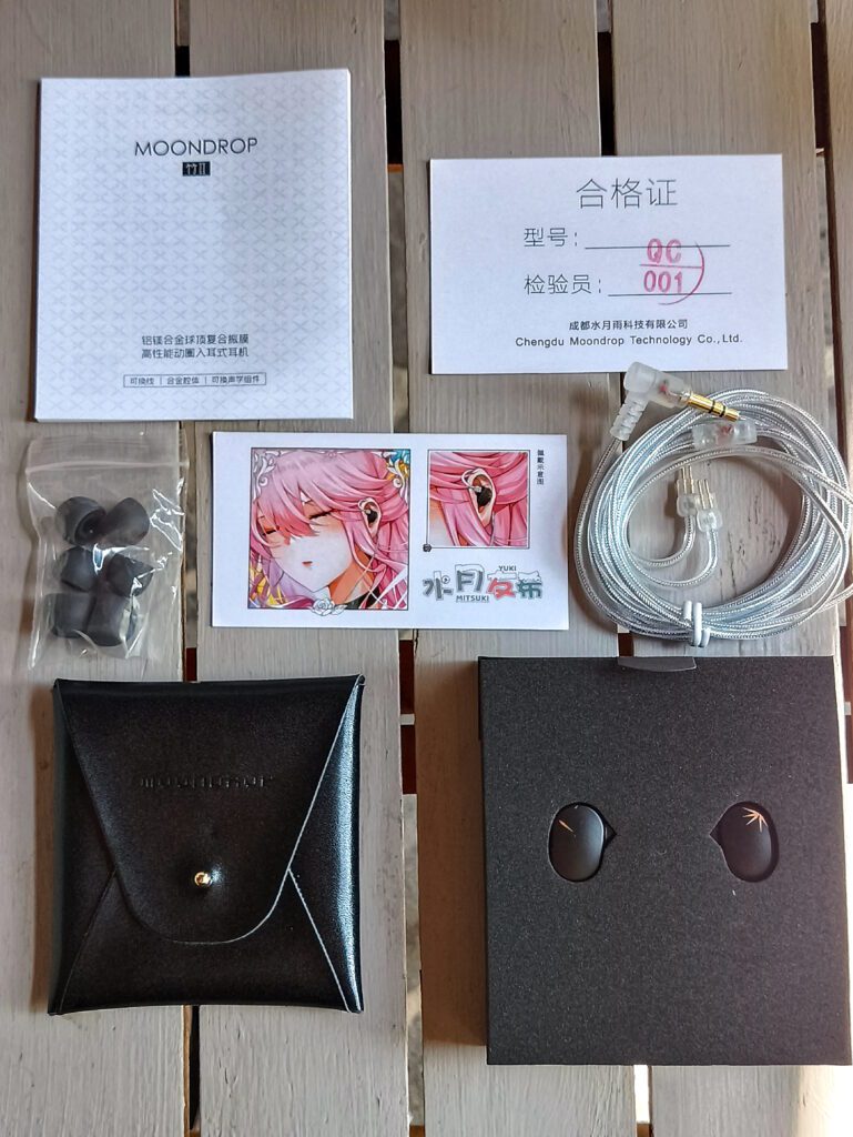 Moondrop Chu II inside the box