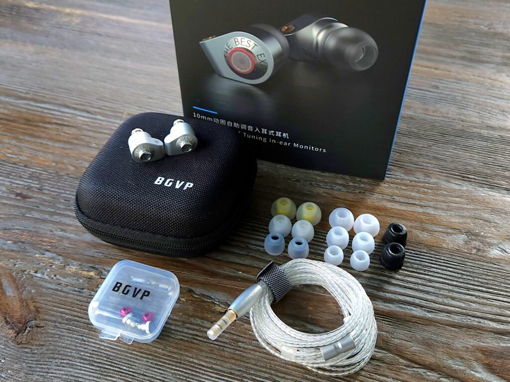 P05 Unboxing