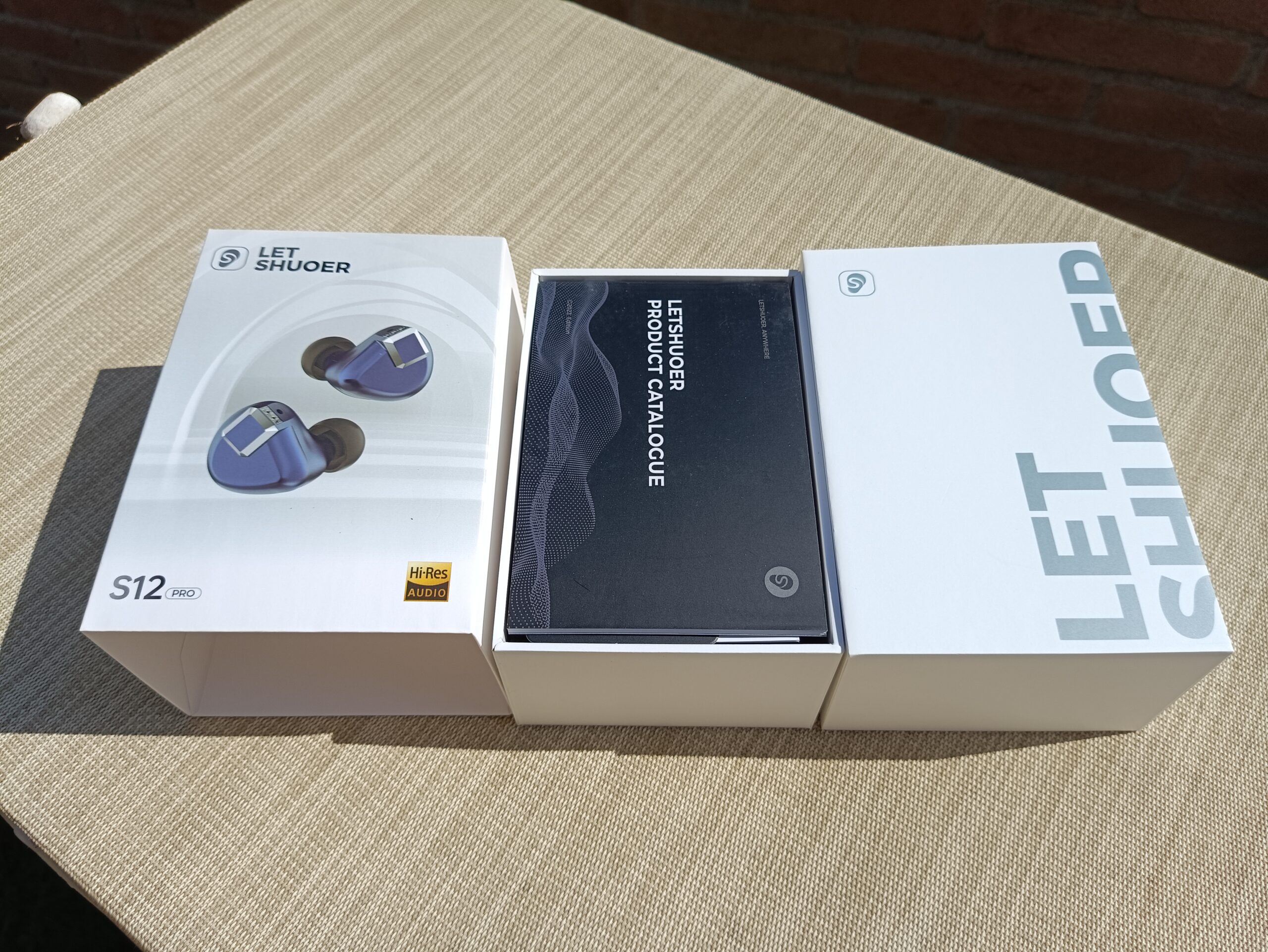 unboxing Letshuoer S12 Pro
