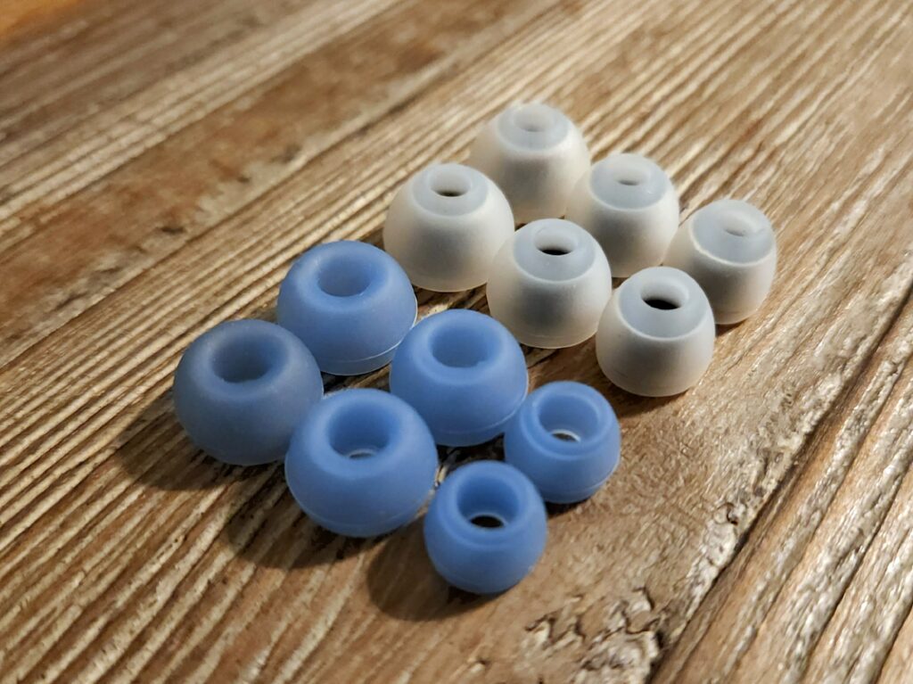 S15 Eartips