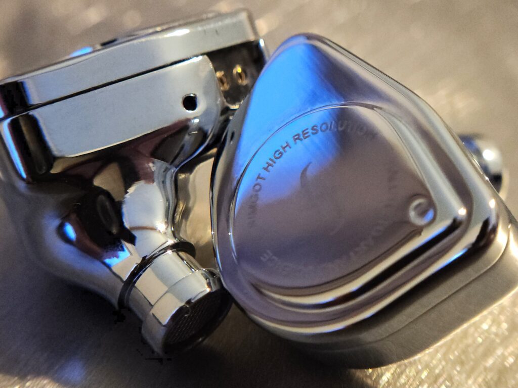 EW200 Build Quality