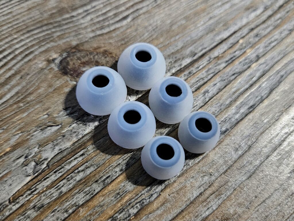 SM4 Eartips