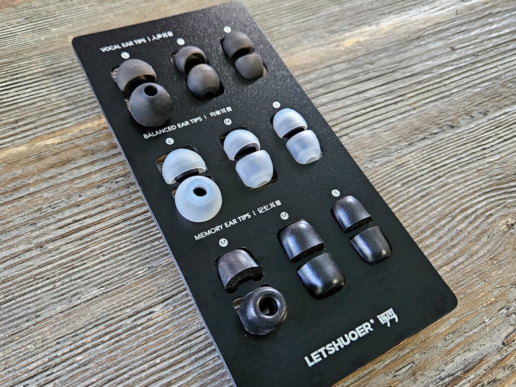 LS1224  eartips