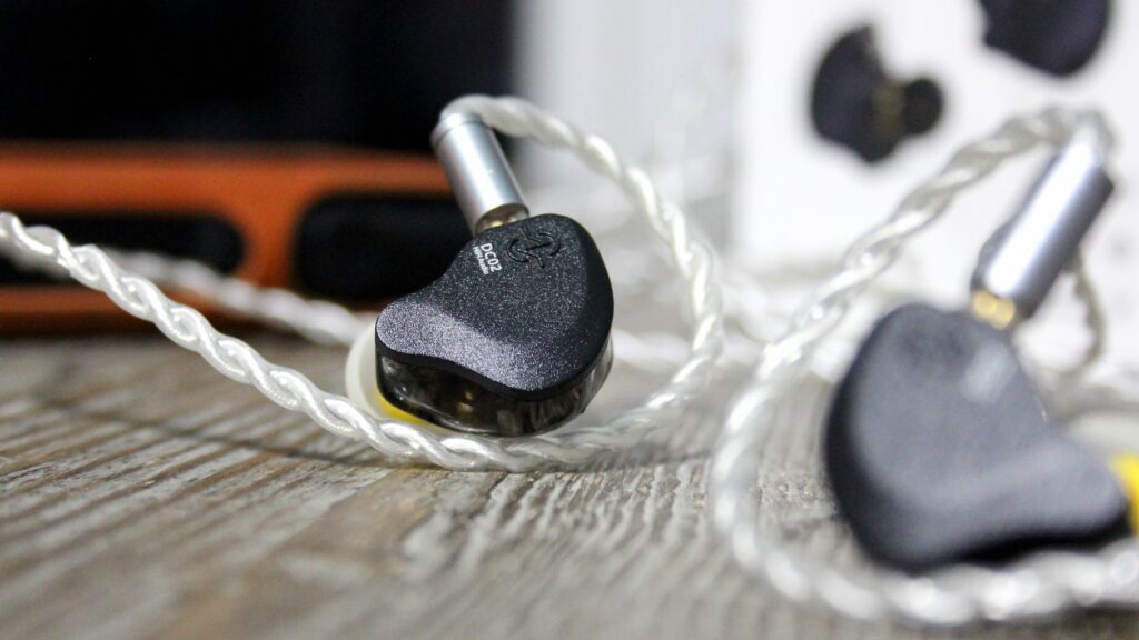 CCZ makes nice earphones