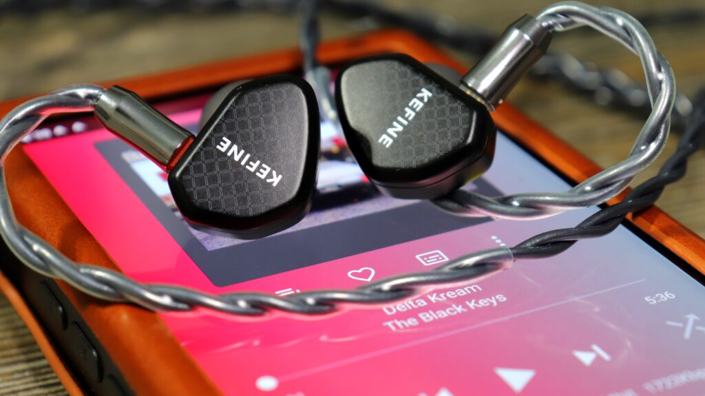 The IBasso DX240 sounds great with the Kefine Klean