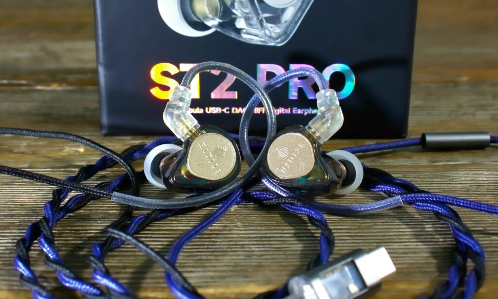 ST2P next to the packaging