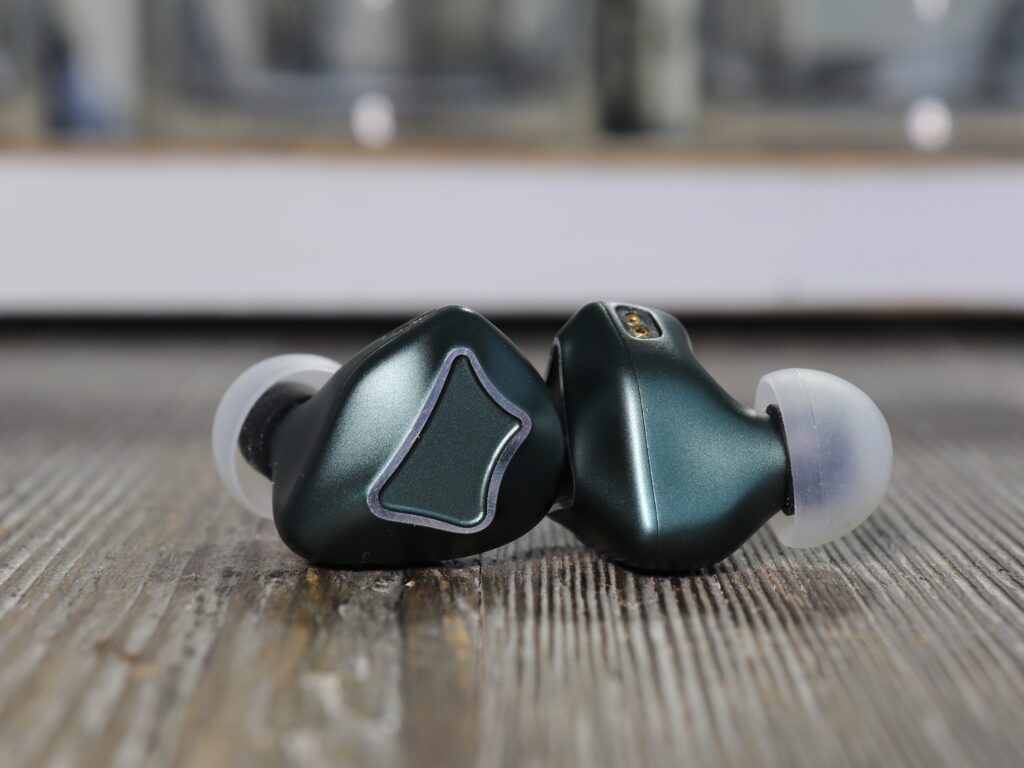 R1