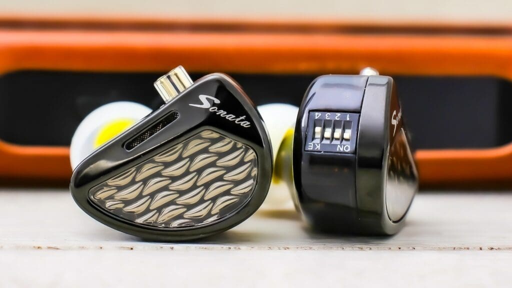 Paired with the Shanling M6 Ultra