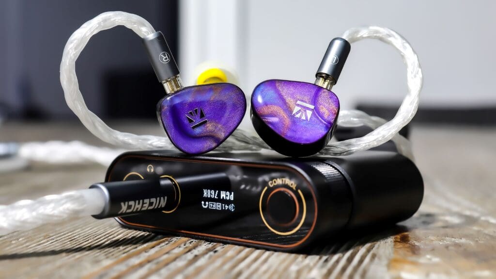 The KBear KB02 and the Shanling H0