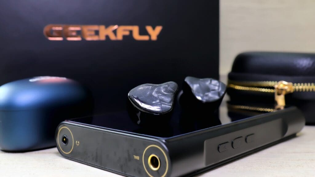 The Shanling M6 Ultra and the Geekfly GF3