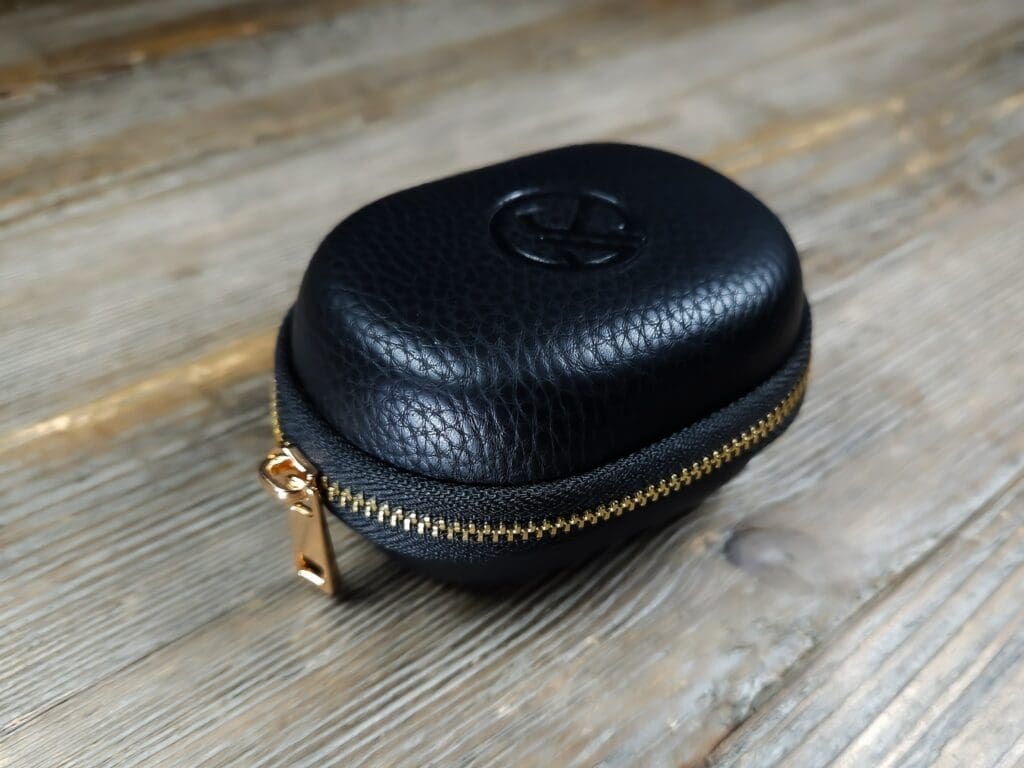 Geekfly GF3 carrying case