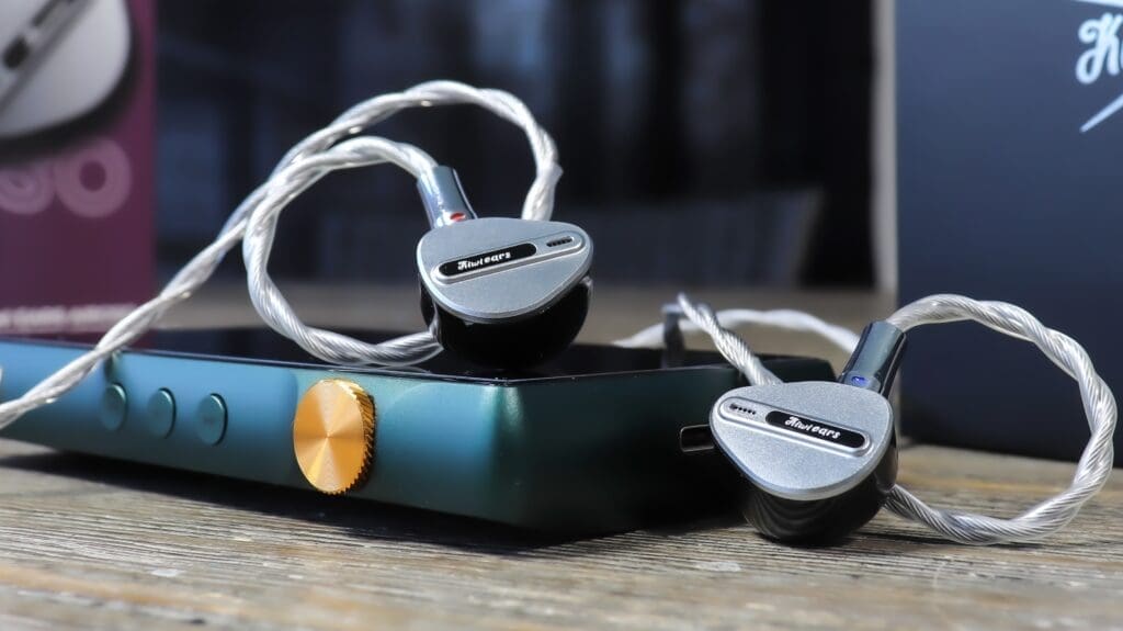 The iBasso DX240 and the Kiwi Ears Airoso