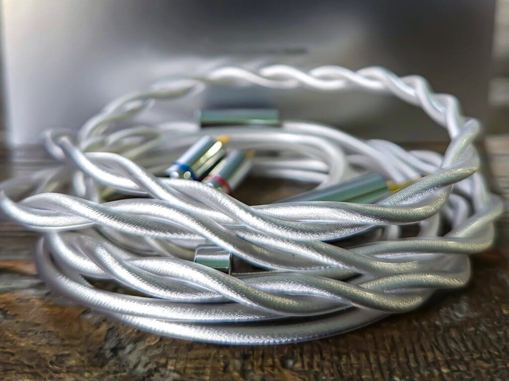 EarAcoustics SPA Limited Edition cable