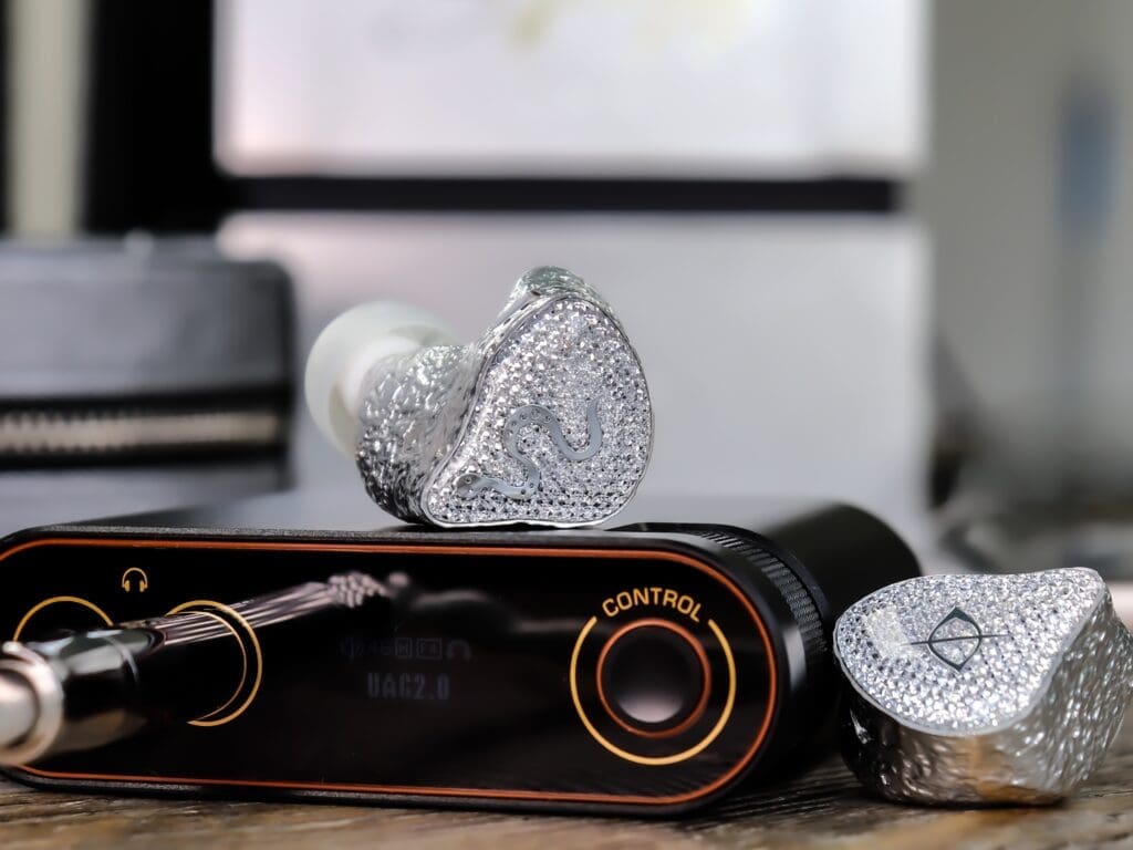 EarAcoustics SPA Limited Edition with the Shanling H0