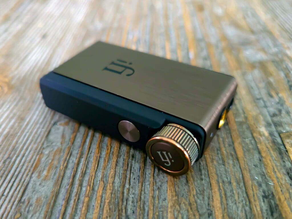 Ifi Go Blu Comparison with the UP6
