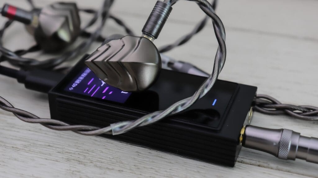 Hidizs MK12 and the UA6 from Shanling