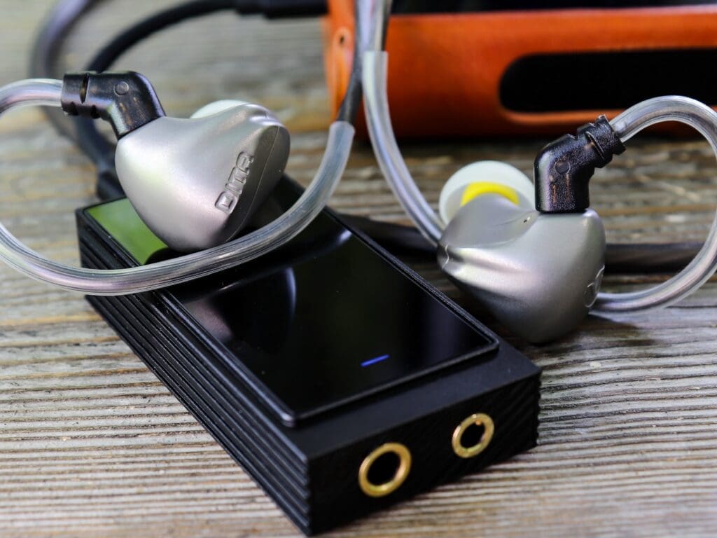The Shanling UA6 and the Dita Mecha