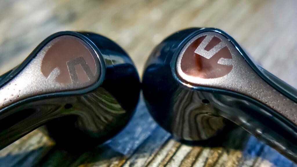 Soundpeats Air5 Pro close-up image