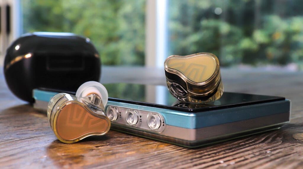 Soundpeats H3 and the Fiio JM21