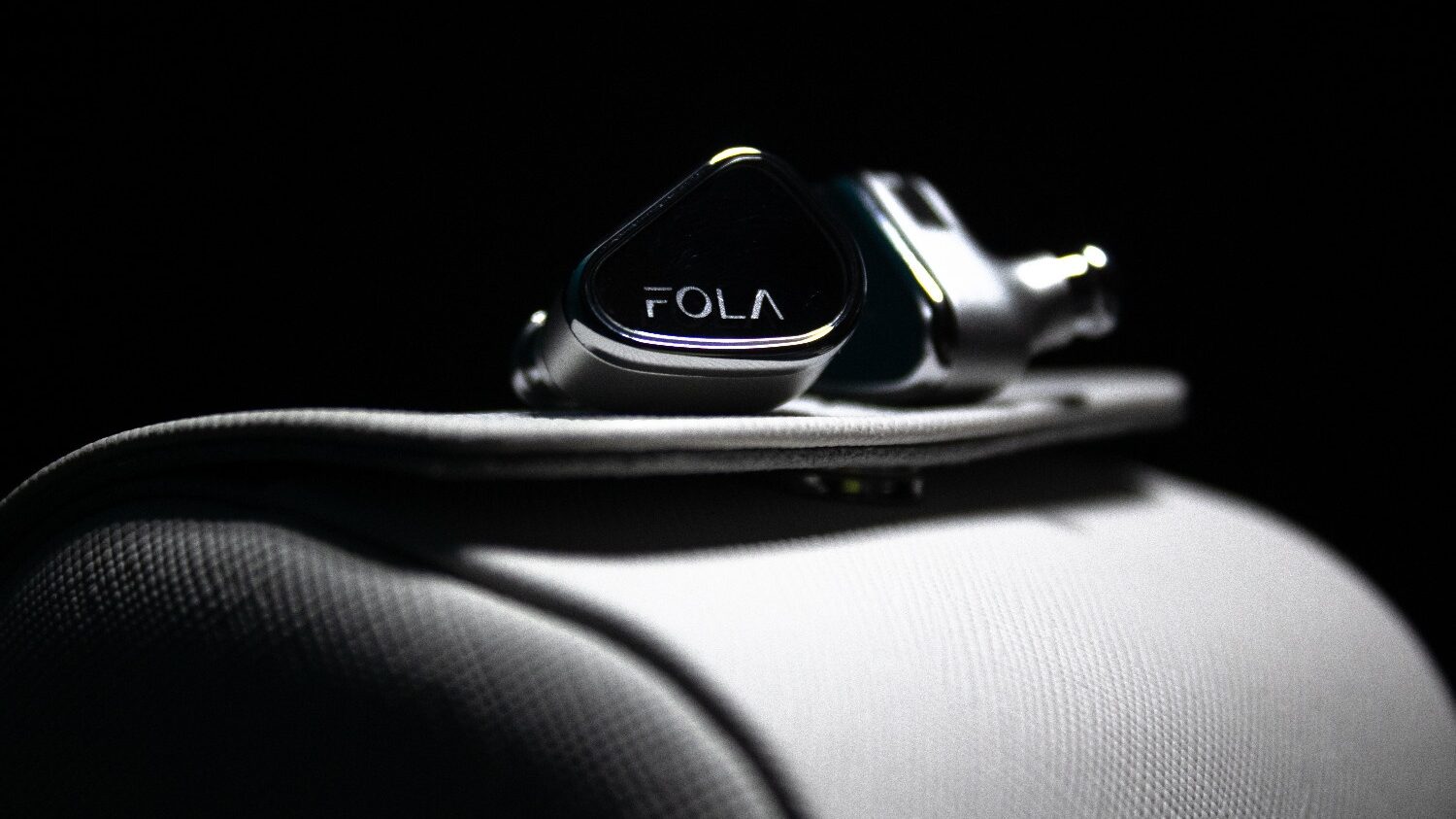 tanhcjim fola