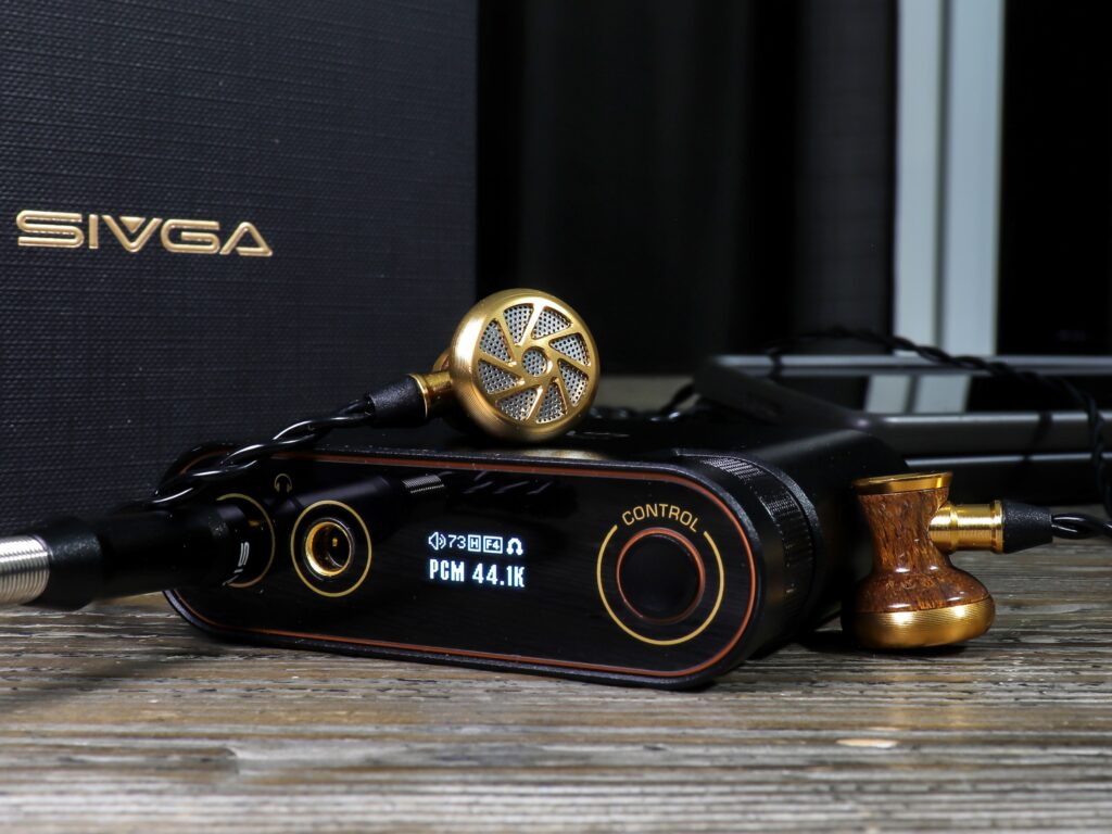The Sivga M300 and the Shanling H0