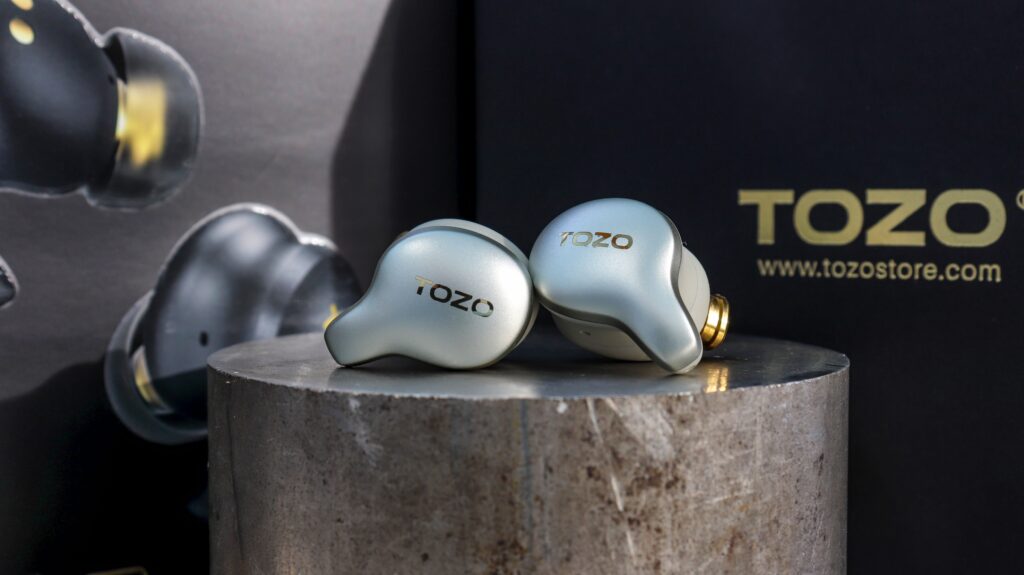 Tozo Golden X1 Review Header Image
