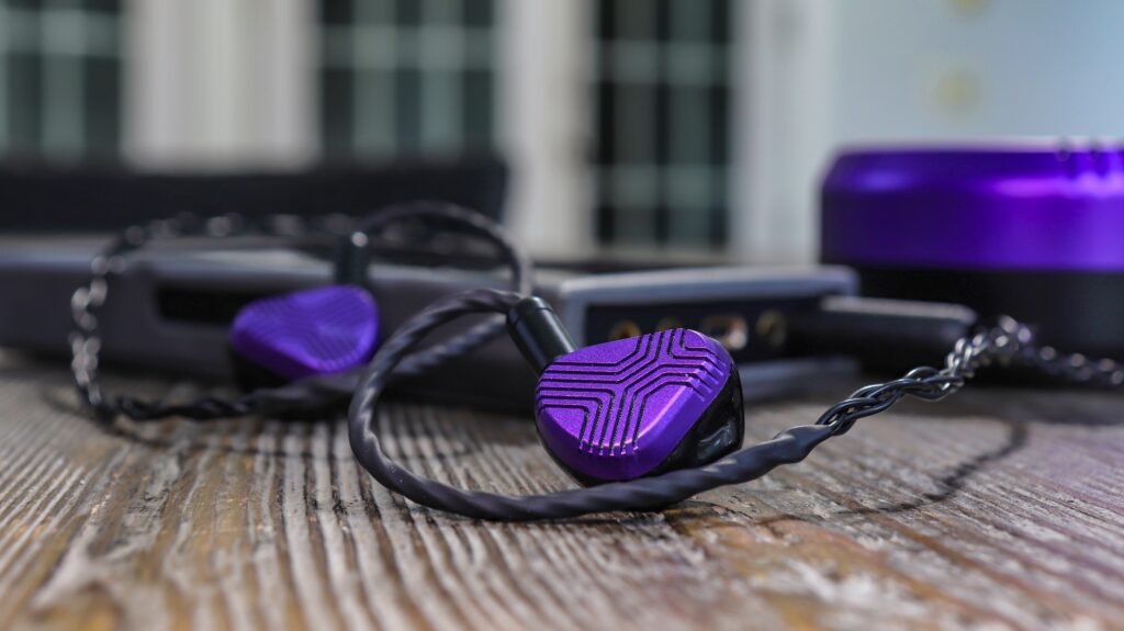 Vision Ears Ext Mk2 attached to the Hiby R6 Pro II 2025