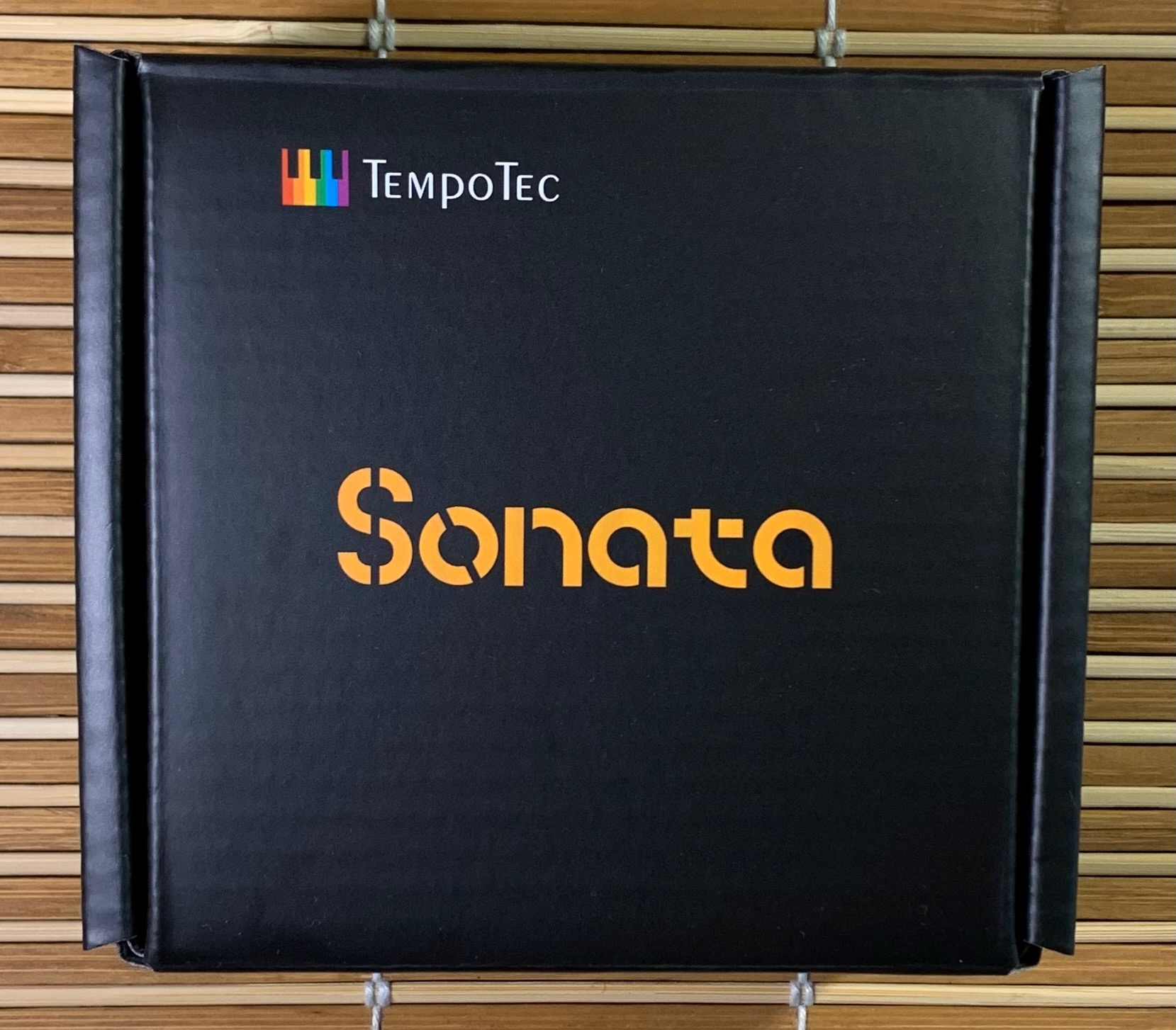 TempoTec Sonata BHD: Box