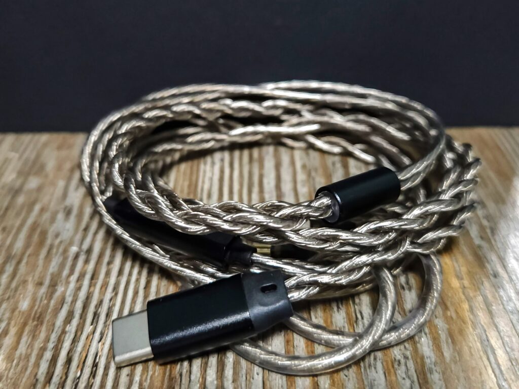 The SeekHifi S2 cable