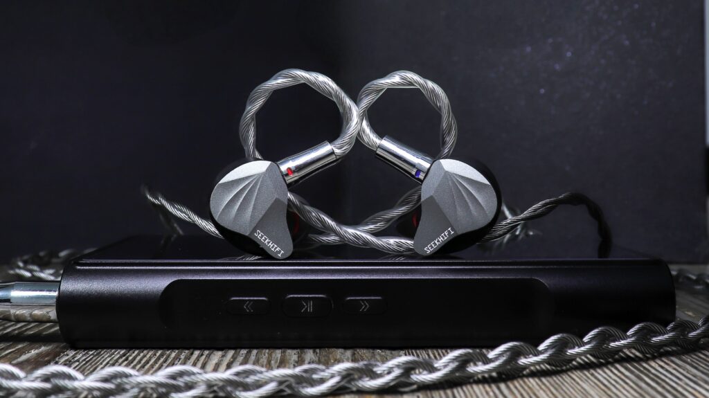 The Shanling M6 Ultra & the SeekHifi S2