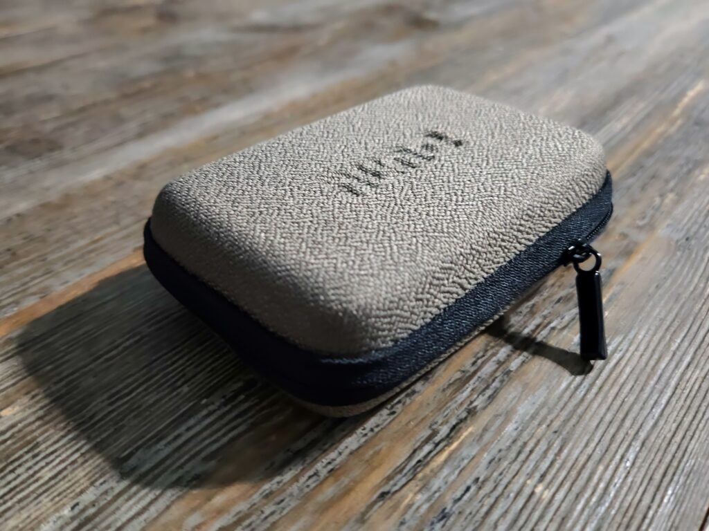Dunu DN142 carrying case