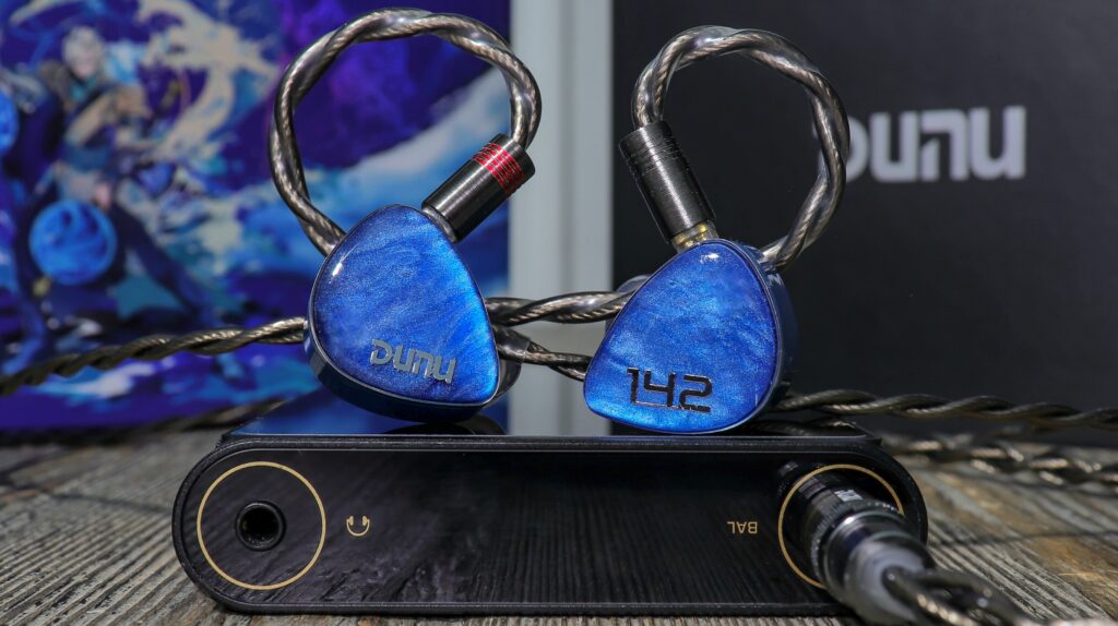 Dunu DN142 & the Shanling M6 Ultra