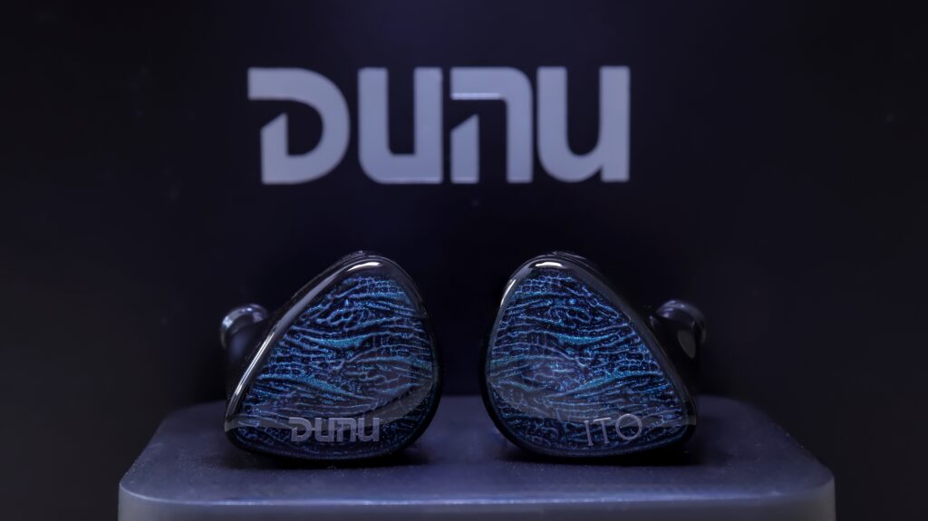 Dunu x-Koto Ito