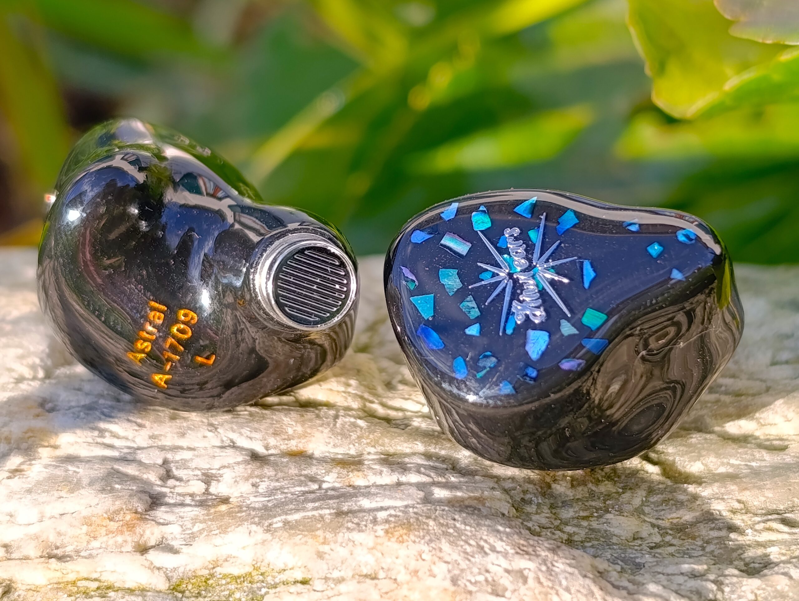 Kiwi Ears Astral Front & back