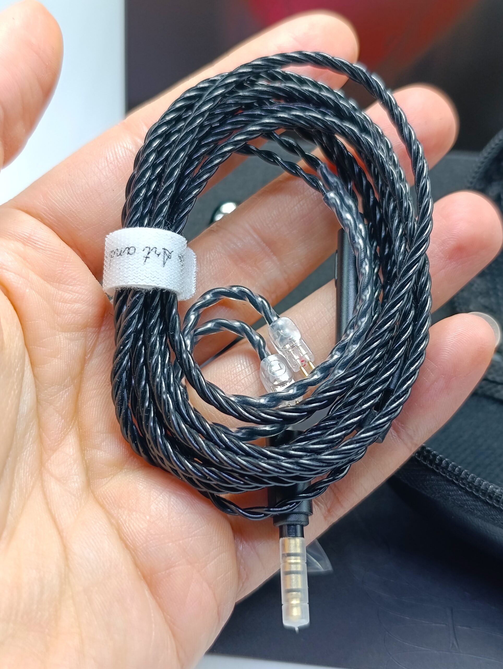 Simgot EG280 cable