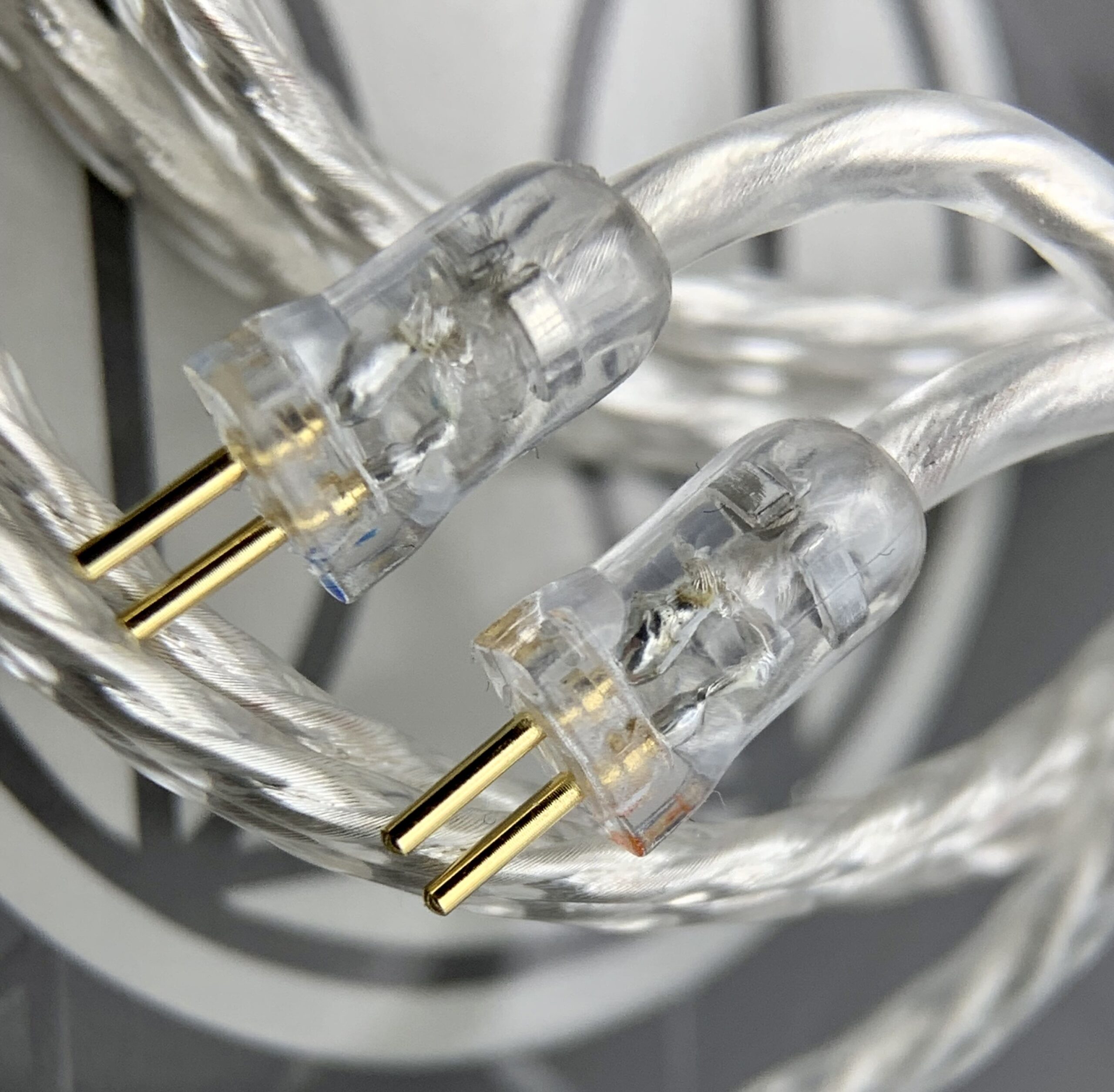 Pin IEM