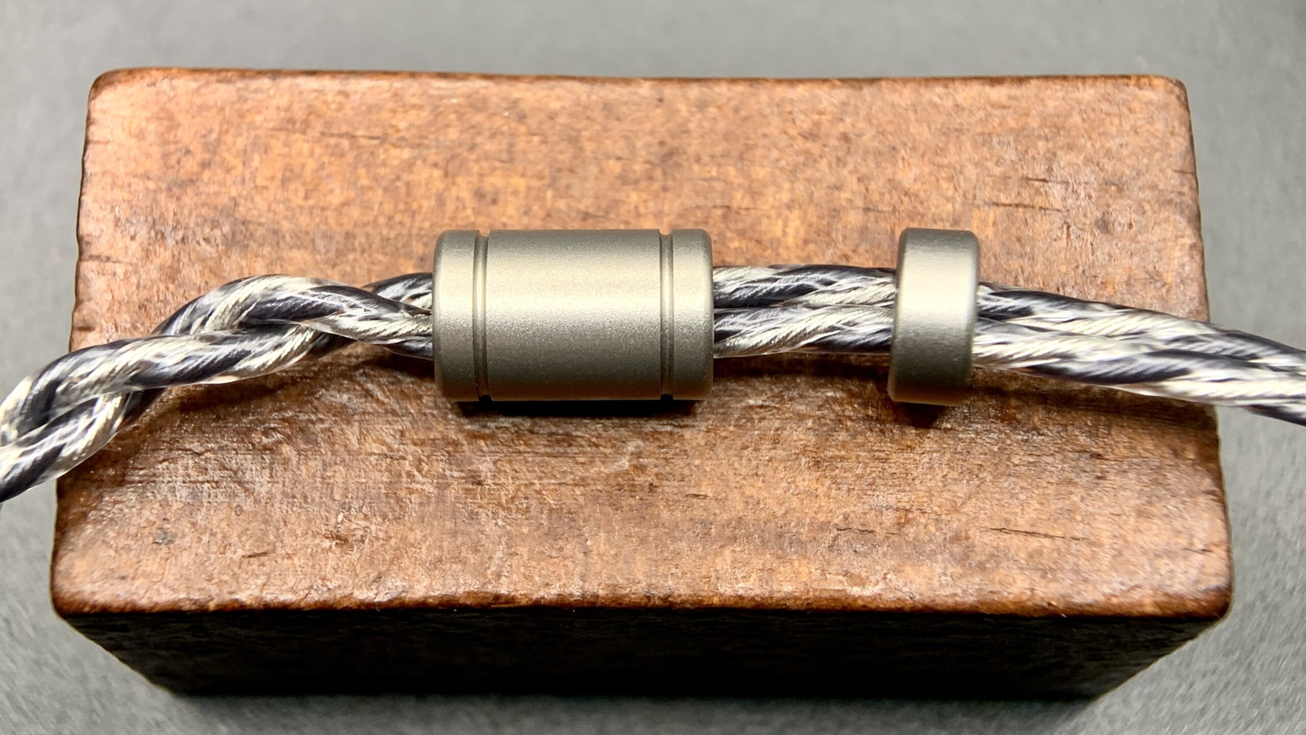 Splitter and throat ring