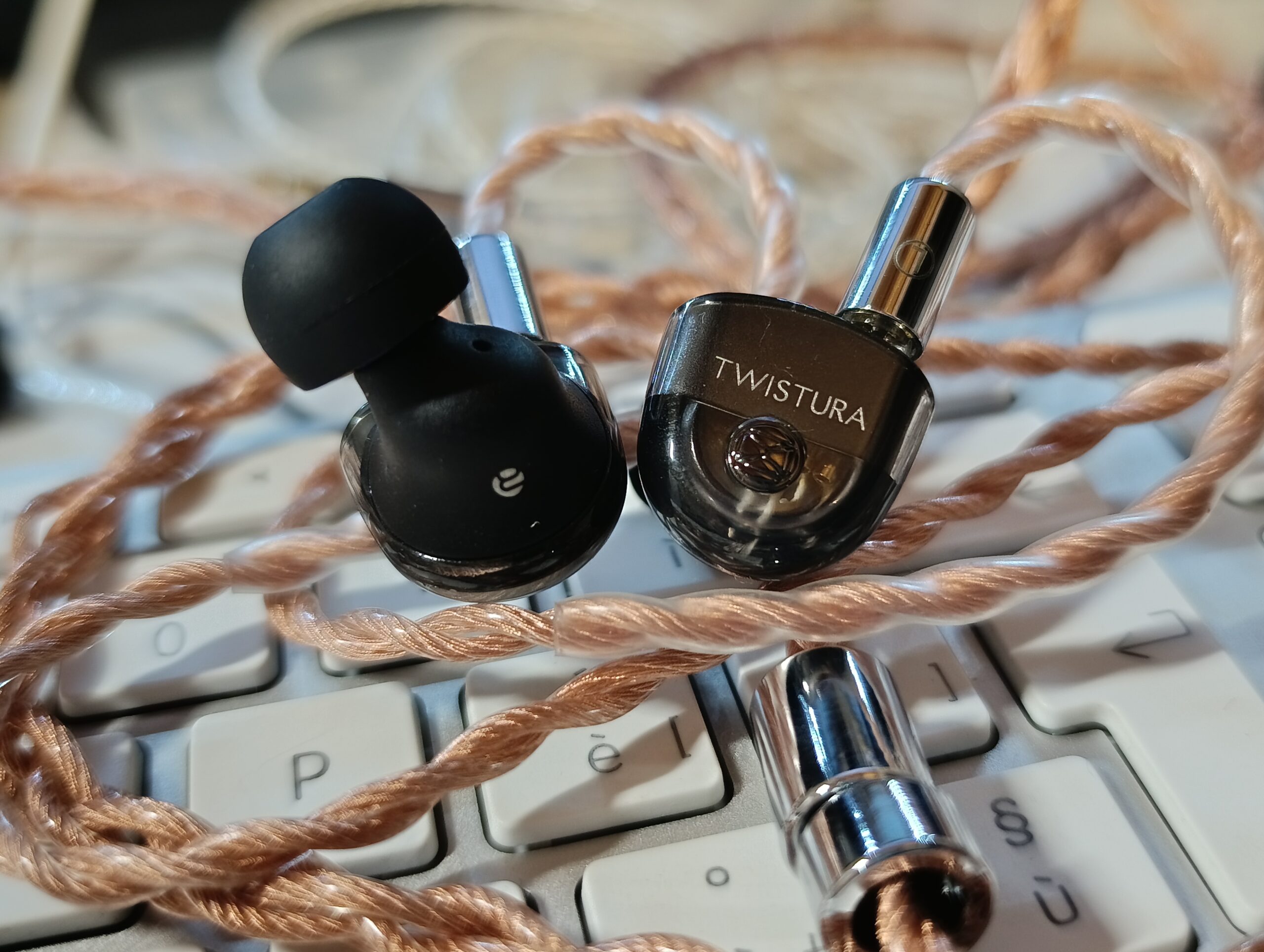 Nicehck Balanced cable + Divinus Velvet