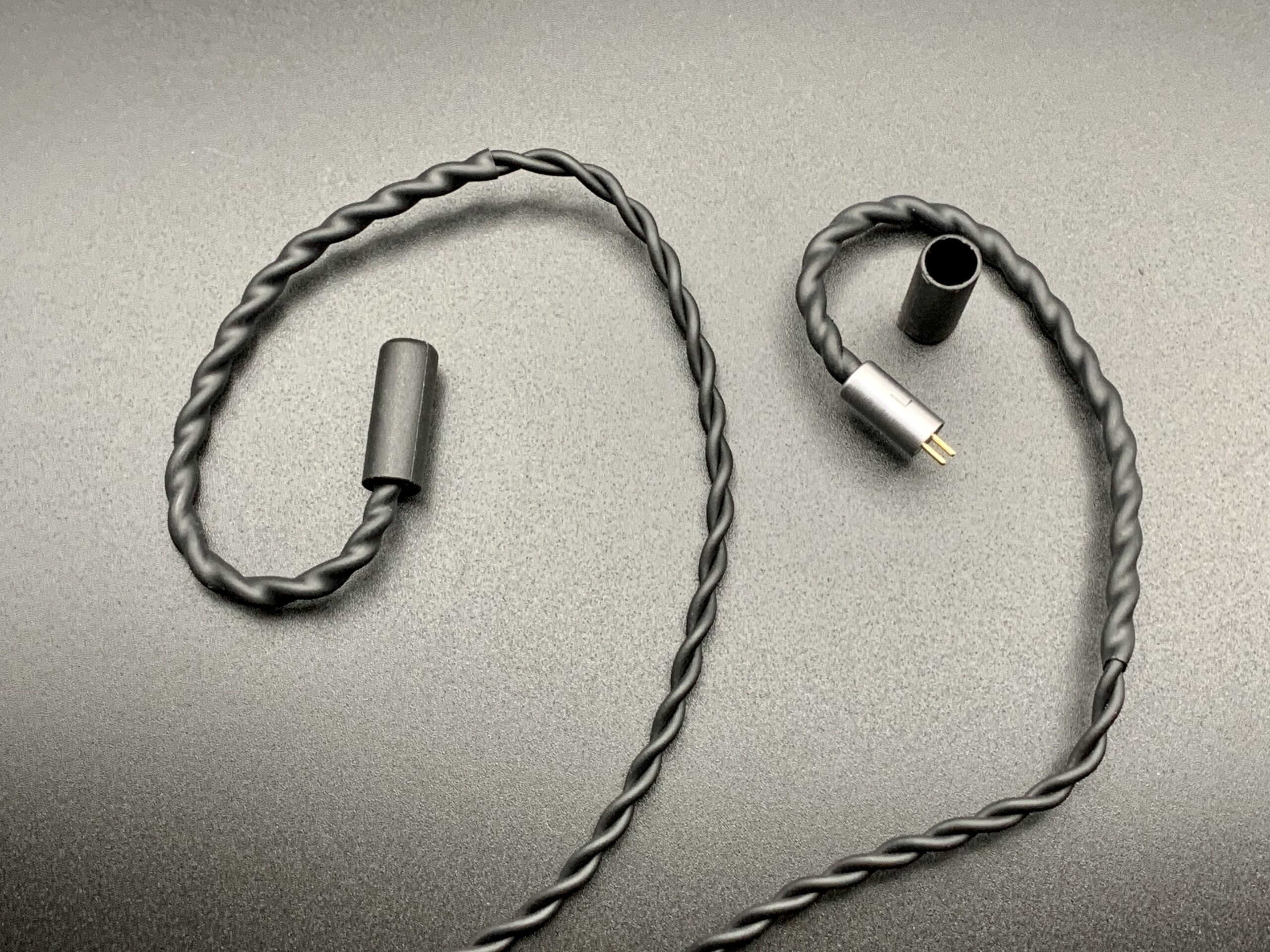 2-pin connectors
