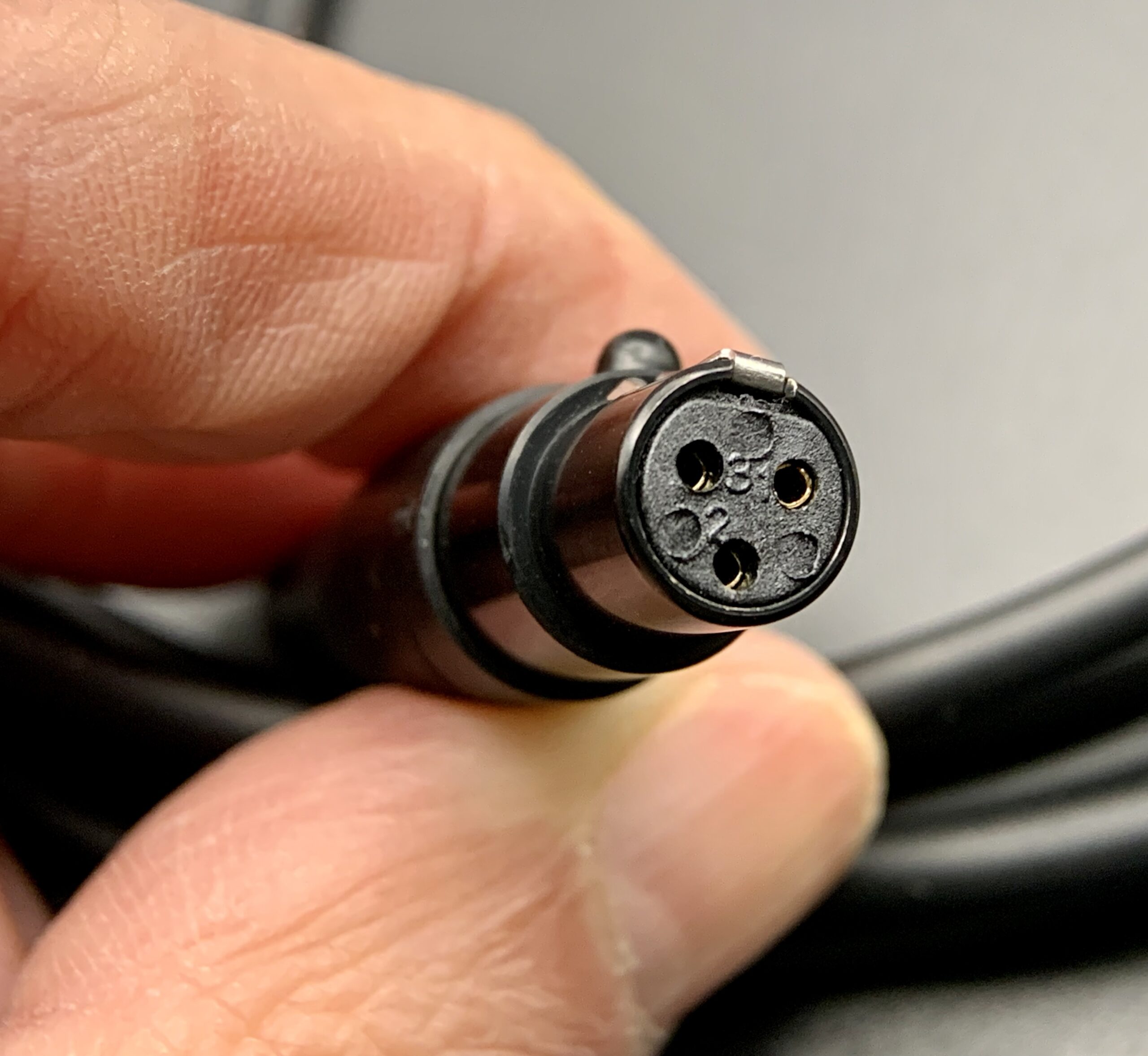 XLR