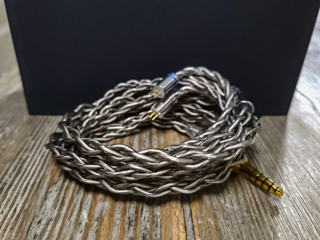 ODA Amarantine A500 Wood Edition cable