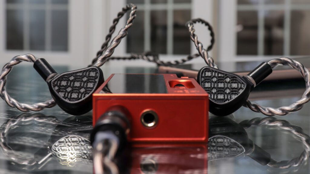 The Shanling UA7 & the Kefine Arnar