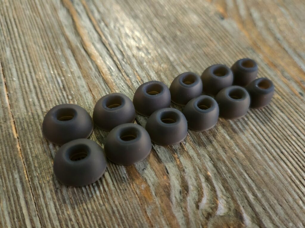 Tozo NC20 Pro's eartips