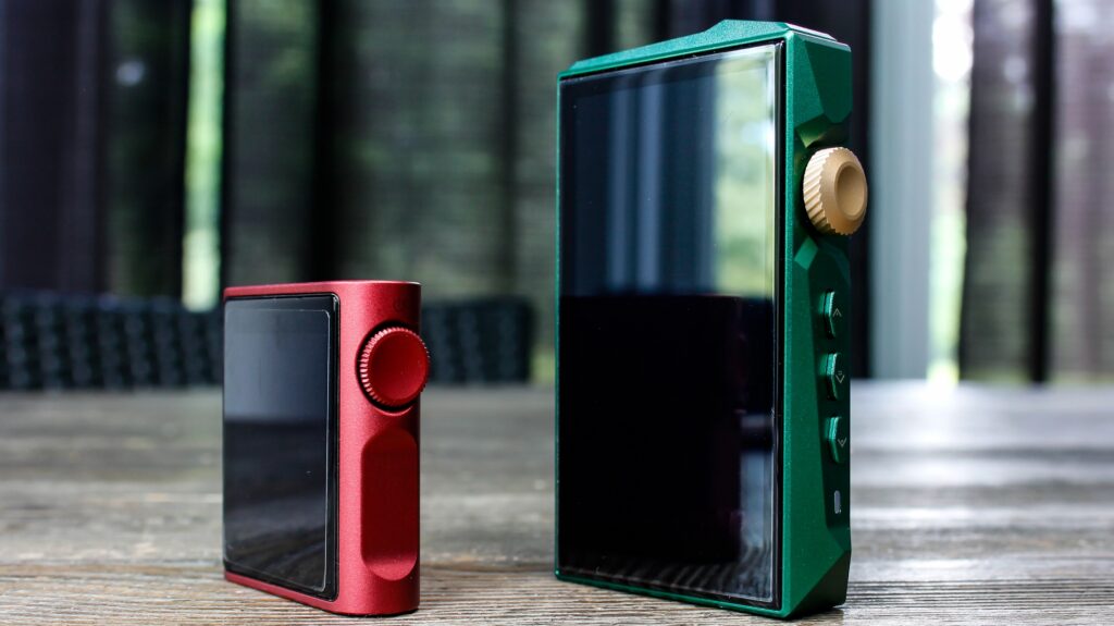 Shanling M0 Pura comparison photo