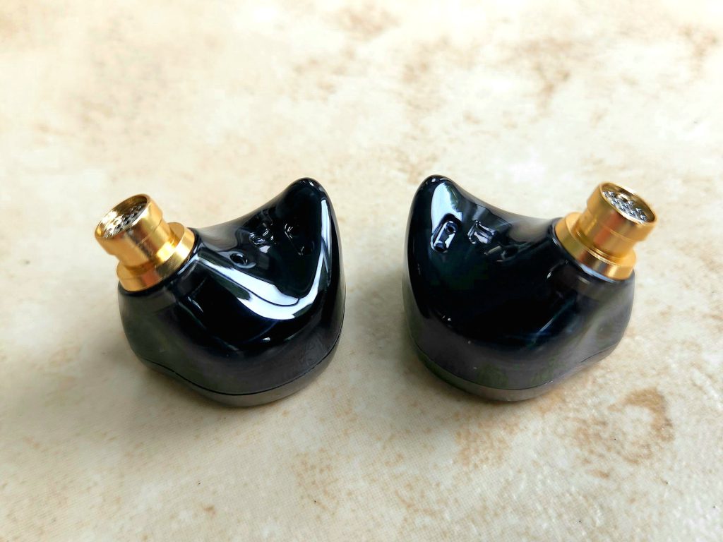 Bqeyz Topaz Build Quality
